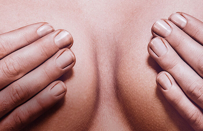Finden männer die brust anziehend so weibliche warum 18 geheime